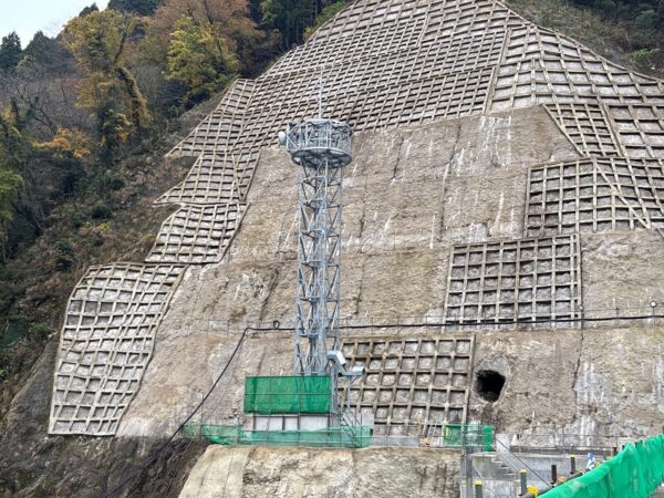吉野瀬川ダム建設工事（通信設備）